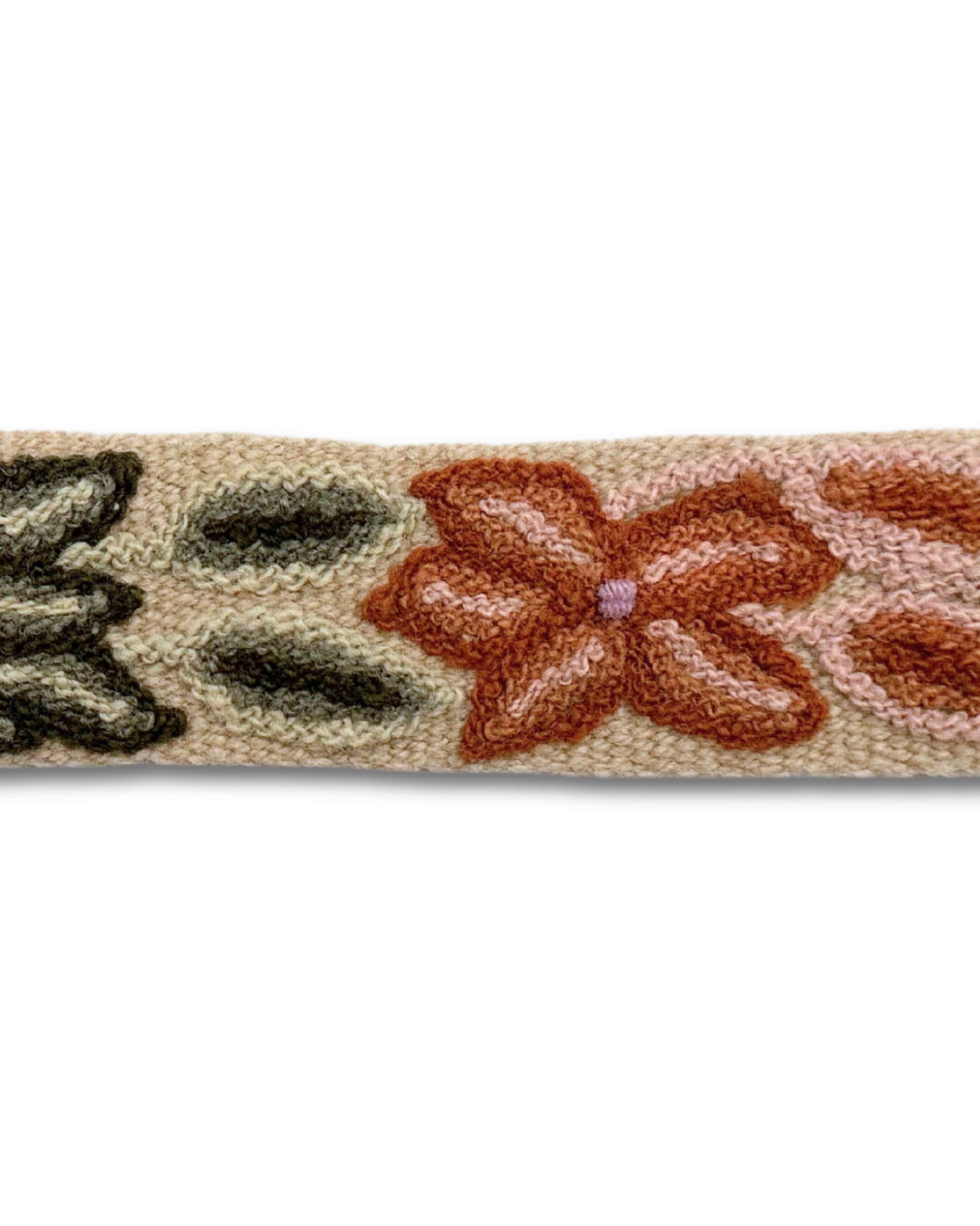Bestickter Gürtel - Cufea