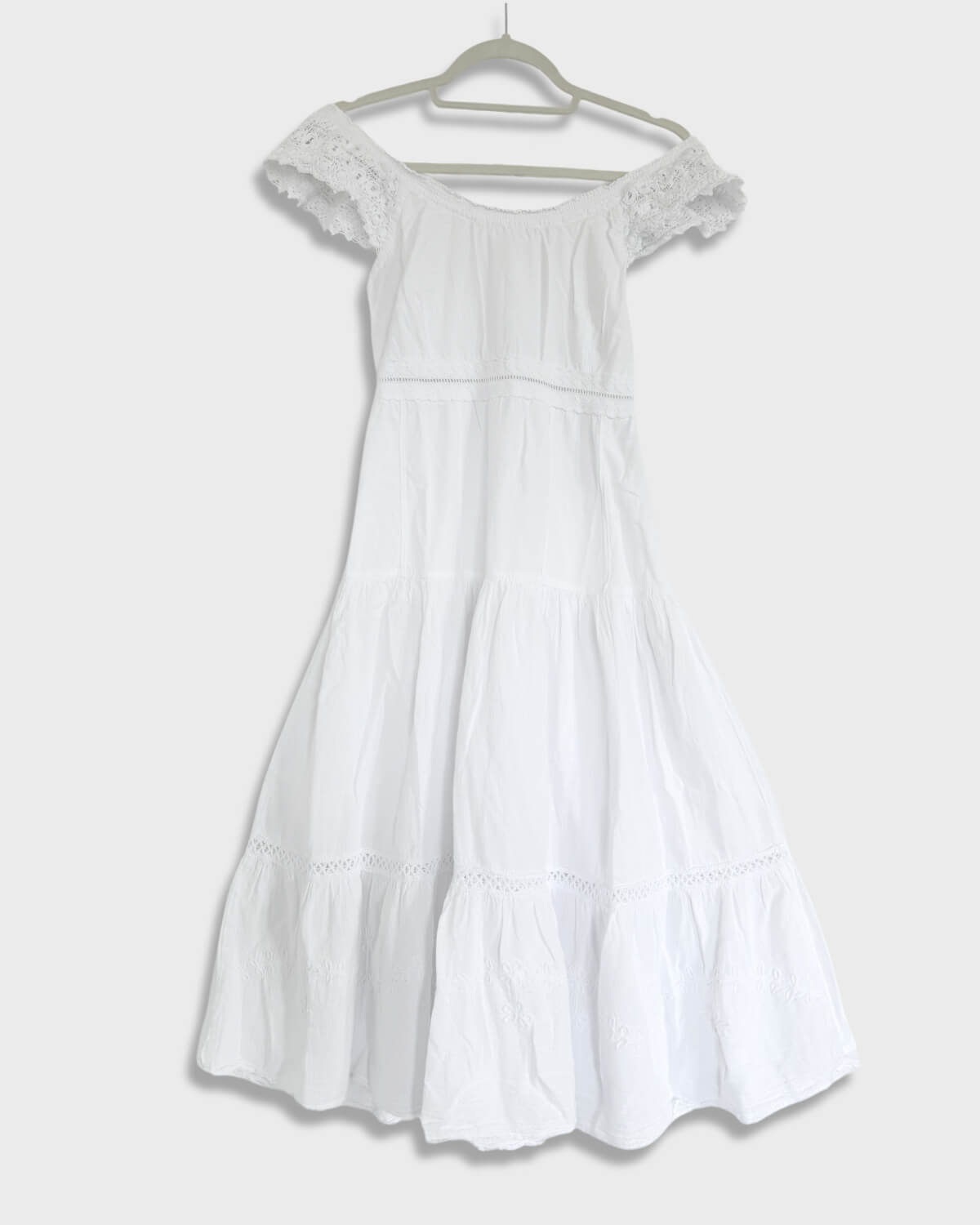 Vestido Carmen con hombros descubiertos - Katsura - Blanco