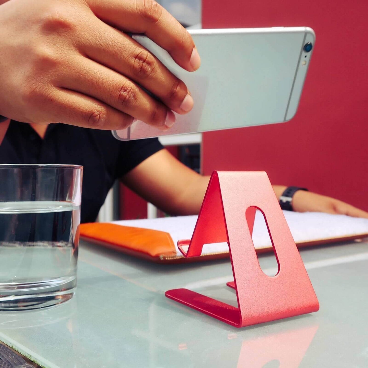 Handyständer / Tabletständer aus Aluminium - Rot