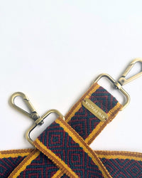 Correa para bolso de cuadros oscuros