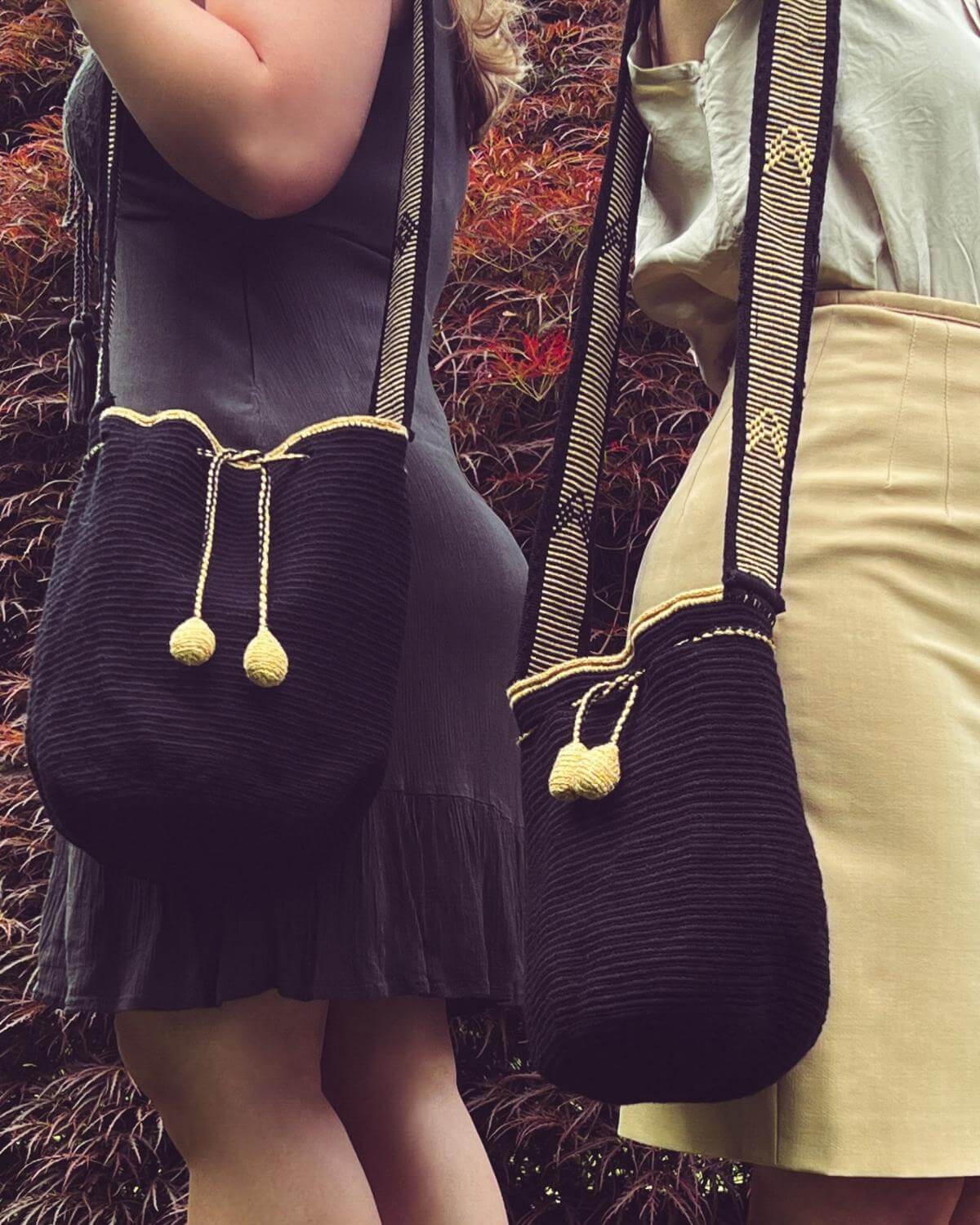 Bolso Wayuu Negro/Dorado - Grande