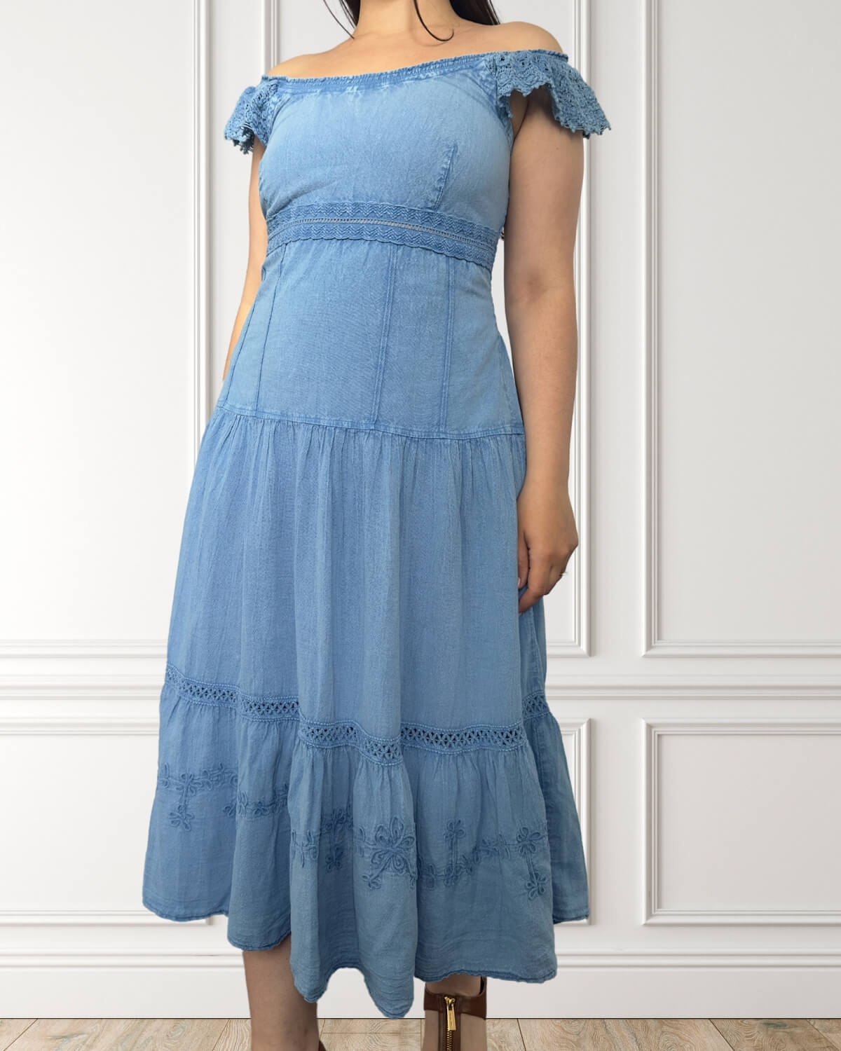 Vestido Carmen con hombros descubiertos - Katsura - Azul claro