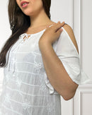 Vestido de verano con hombros descubiertos - Hibisco - Blanco