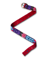 Gesamtes Design des bunt bestickten AyninPacha Gürtels "Jara".